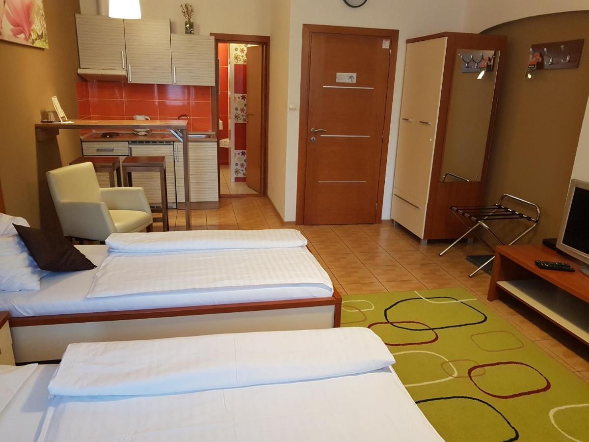 Alex Pension Prešov Extérieur photo